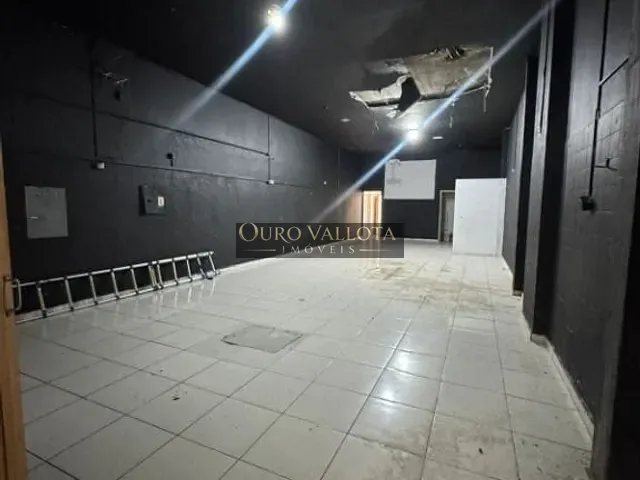 Prédio com 204m², à venda, no bairro Liberdade em São Paulo