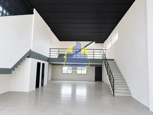 Prédio para alugar, no bairro Vila Silva Ribeiro em Carapicuíba