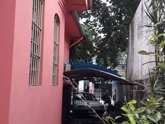 Prédio com 600m², à venda, no bairro Lapa em São Paulo