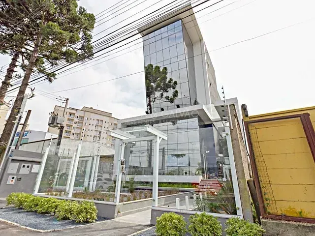 Prédio com 1m², à venda, no bairro Xaxim em Curitiba