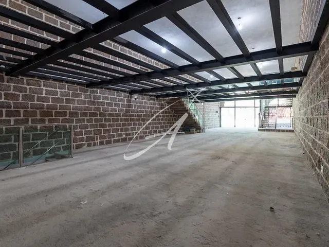 Prédio com 235m², à venda, no bairro Vila Regente Feijó em São Paulo