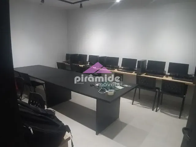 Prédio com 313m², para alugar, no bairro Vila Ema em São José dos Campos