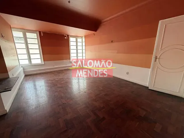 Prédio para alugar, no bairro Batista Campos em Belém