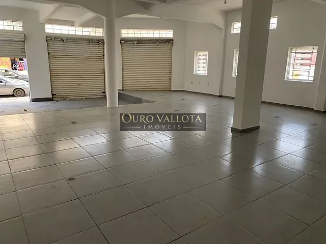 Prédio com 600m², para alugar, no bairro Carandiru em São Paulo