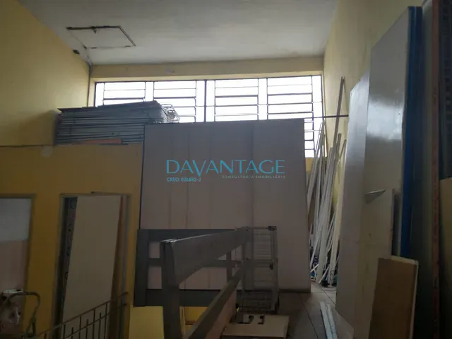 Prédio com 260m², para alugar, no bairro Lapa em São Paulo