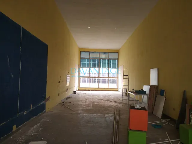 Prédio com 260m², para alugar, no bairro Lapa em São Paulo