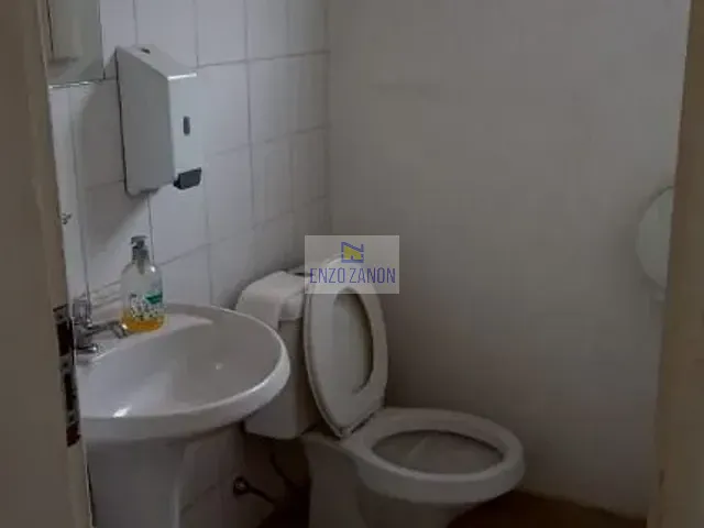 Prédio com 400m², para alugar, no bairro Nova Petrópolis em São Bernardo do Campo