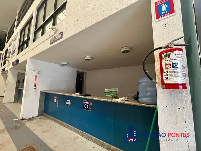 Prédio com 1200m², para alugar, no bairro Pina em Recife
