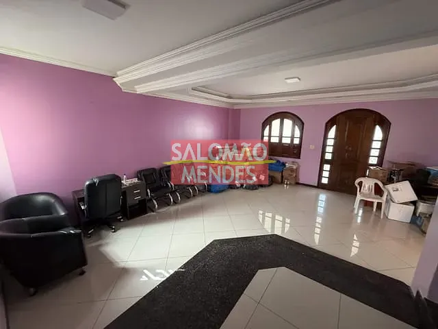 Prédio para alugar, no bairro Marco em Belém