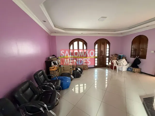 Prédio para alugar, no bairro Marco em Belém