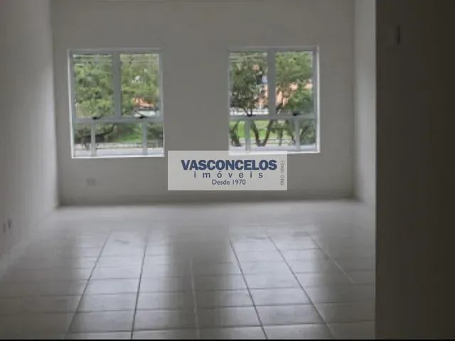 Prédio com 4000m² 5 quartos e 5 banheiros, à venda ou para alugar, no bairro Jardim Satélite em São José dos Campos