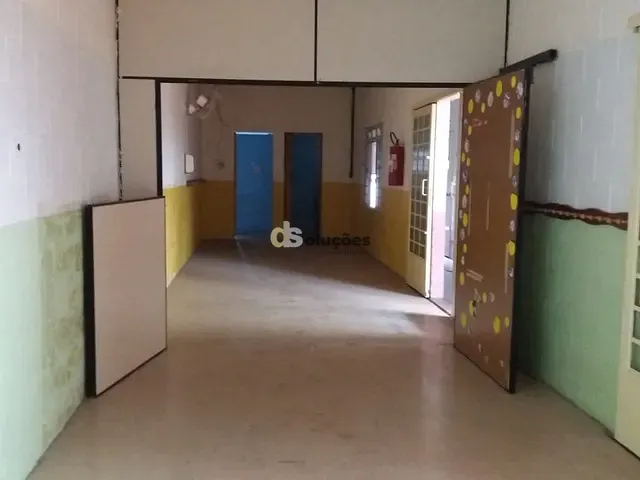 Prédio para alugar, no bairro Vila Medeiros em São Paulo