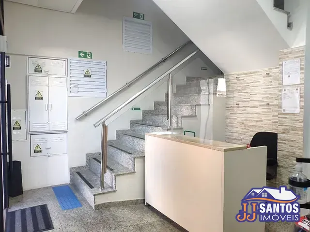 Prédio com 107m², para alugar, no bairro Água Rasa em São Paulo
