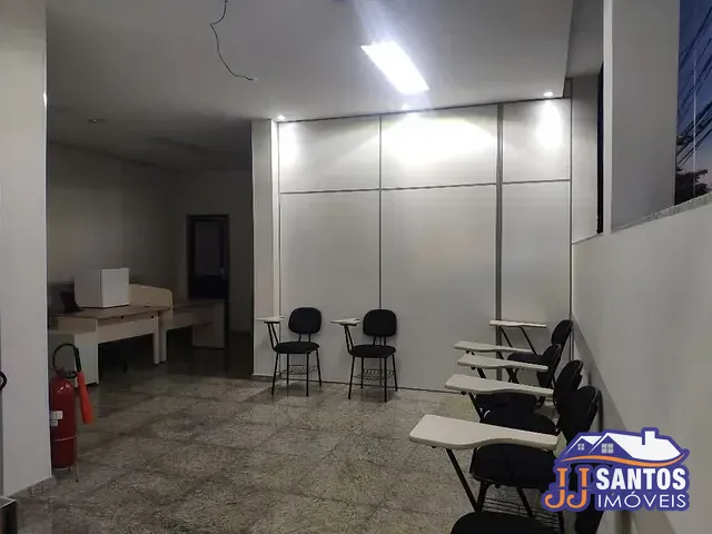 Prédio com 107m², para alugar, no bairro Água Rasa em São Paulo
