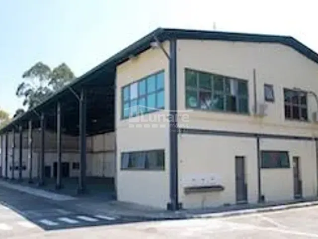 Prédio com 17771m², à venda ou para alugar, no bairro Jardim Itaquiti em Barueri