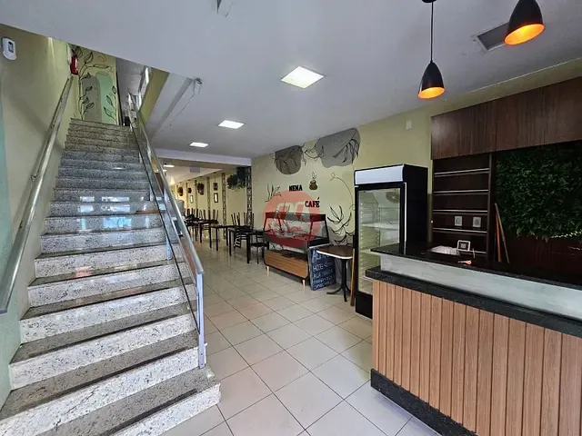 Prédio com 190m², para alugar, no bairro Rio Branco em Porto Alegre