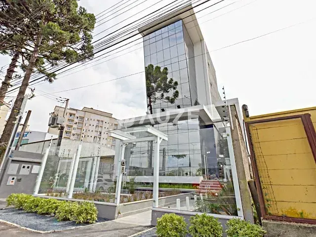 Prédio com 1m², à venda, no bairro Xaxim em Curitiba