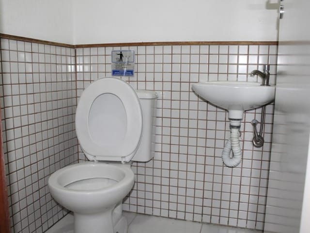 Prédio com 327m², para alugar, no bairro Jardim Paulistano em São Paulo