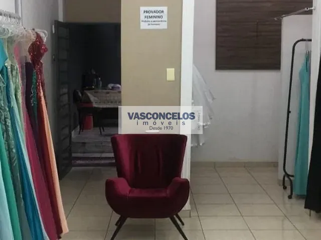 Prédio com 250m², à venda, no bairro Centro em São José dos Campos