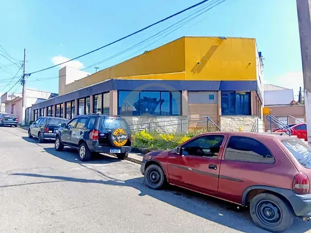 Prédio com 780m², para alugar, no bairro Vila Regente Feijó em São Paulo