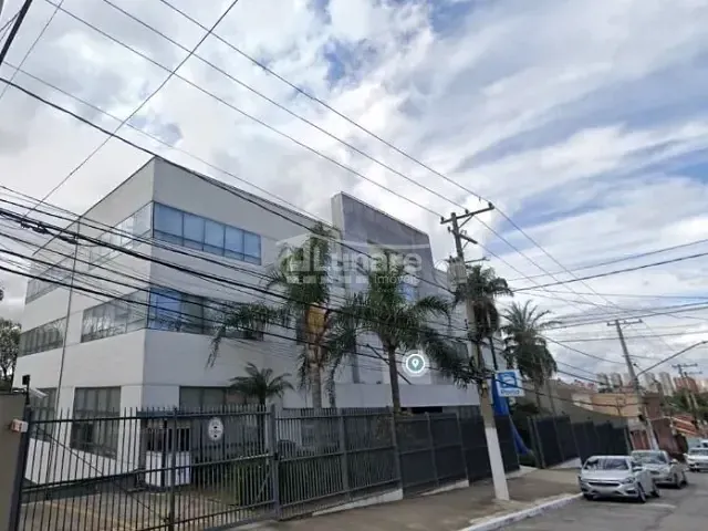 Prédio com 3034m², à venda, no bairro Vila Santana em São Paulo