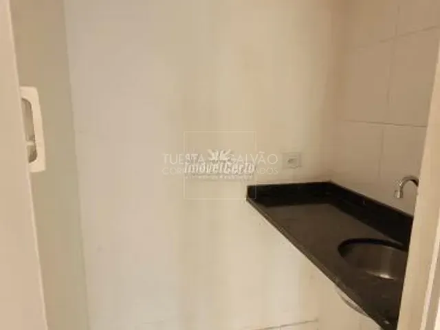 Prédio com 128m², à venda, no bairro Cabral em Curitiba