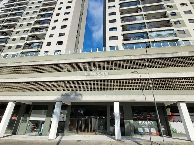 Prédio com 128m², à venda, no bairro Cabral em Curitiba