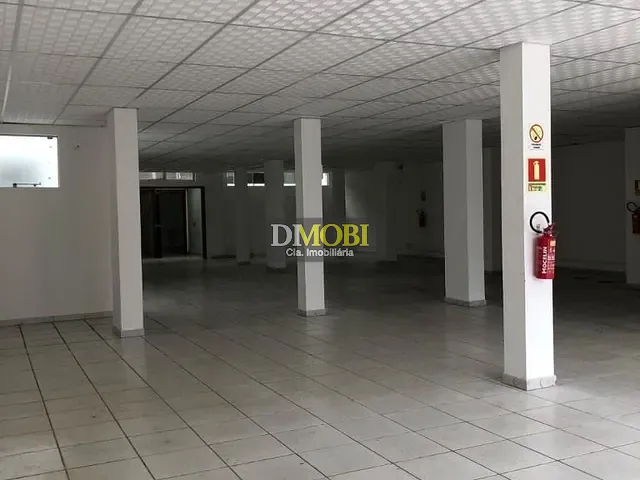Prédio com 900m², para alugar, no bairro Salgado Filho em Gravataí
