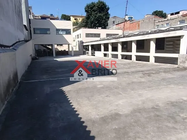 Prédio com 800m², à venda, no bairro Vila Nhocune em São Paulo