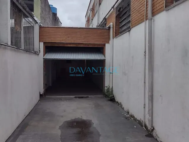 Prédio à venda ou para alugar, no bairro Vila Anastácio em São Paulo