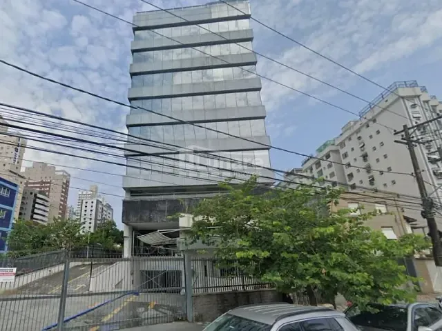 Prédio com 2085m², à venda, no bairro José Menino em Santos