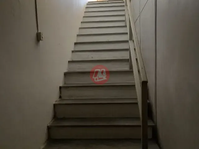 Prédio com 560m², à venda, no bairro Glória em Porto Alegre