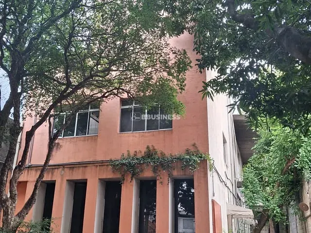 Prédio à venda, no bairro Bosque da Saúde em São Paulo