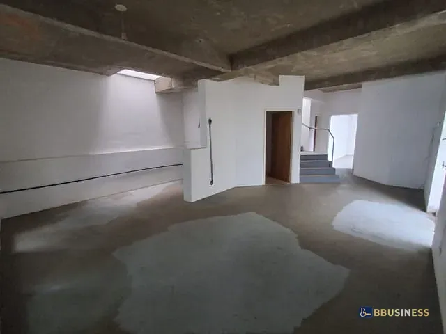 Prédio com 1380m², à venda ou para alugar, no bairro Bosque da Saúde em São Paulo