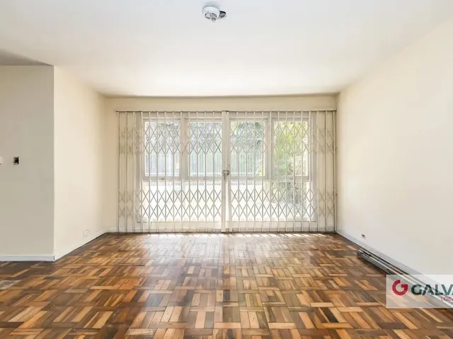Prédio para alugar, no bairro Santa Quitéria em Curitiba