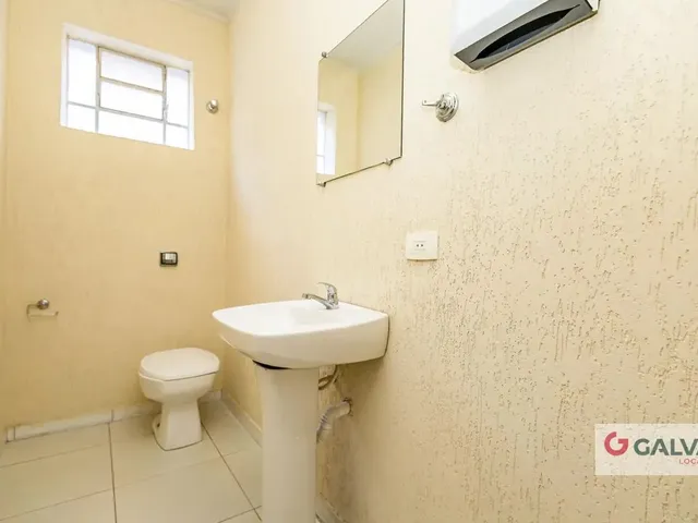 Prédio para alugar, no bairro Santa Quitéria em Curitiba