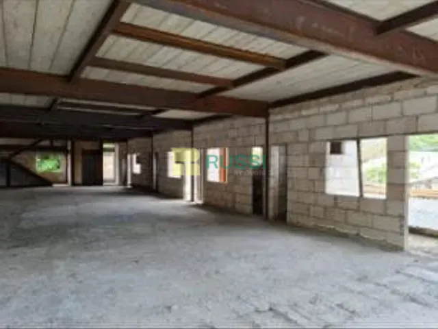 Prédio com 500m², à venda, no bairro Jardim Satélite em São José dos Campos