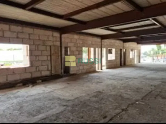 Prédio com 500m², à venda, no bairro Jardim Satélite em São José dos Campos
