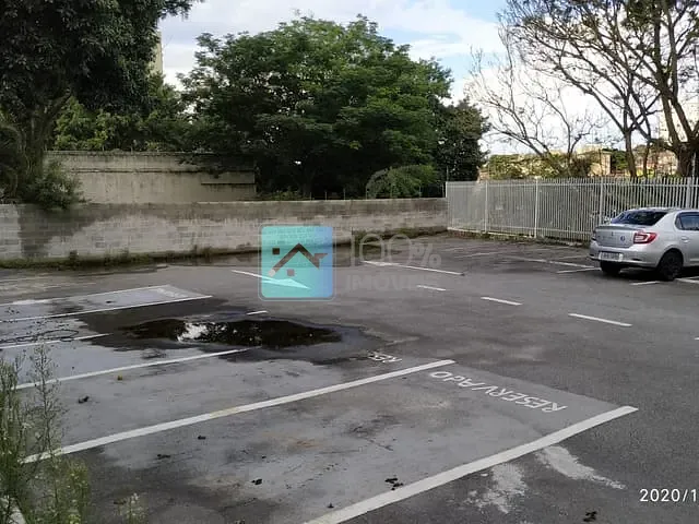 Prédio com 2525m², para alugar, no bairro Jardim Sao Dimas em São José dos Campos