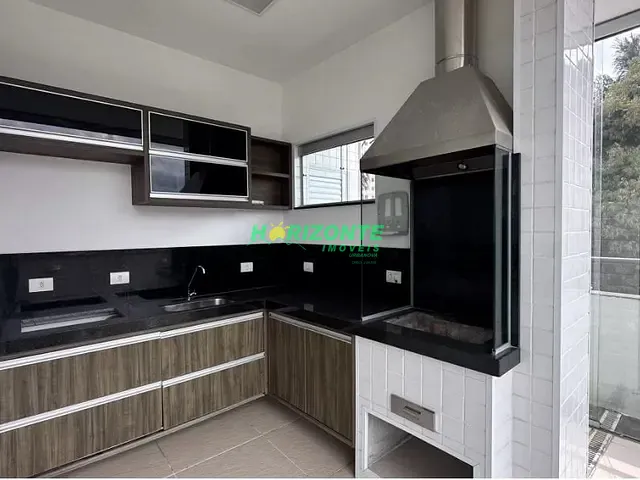 Prédio com 220m², à venda, no bairro Jardim Apolo em São José dos Campos