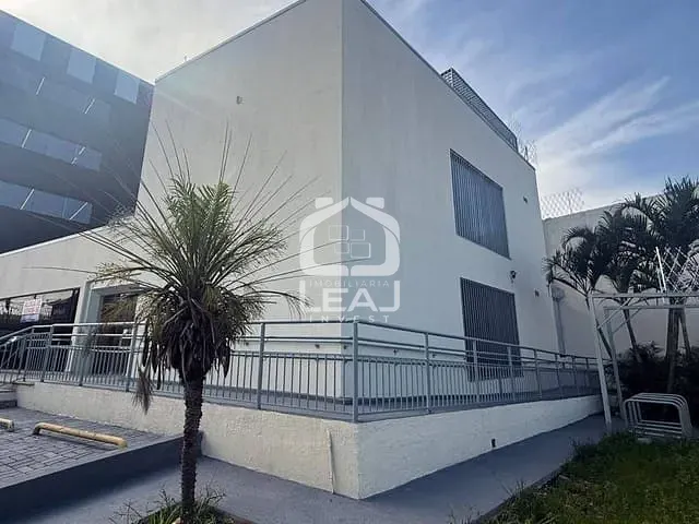 Prédio com 780m², à venda ou para alugar, no bairro Pirajussara em São Paulo