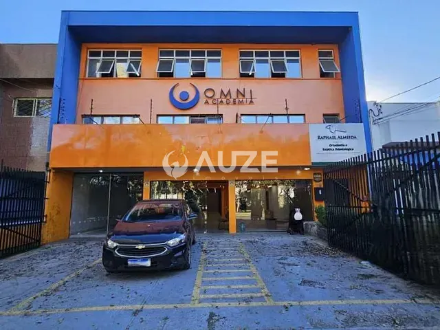 Prédio com 800m², à venda, no bairro Alto da Rua XV em Curitiba