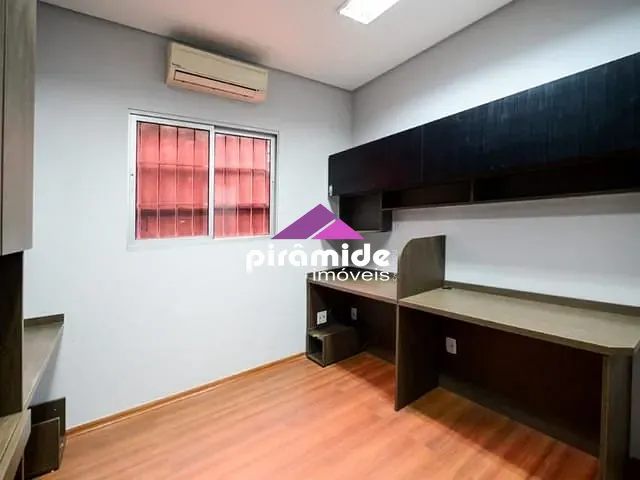 Prédio com 180m², à venda ou para alugar, no bairro Jardim Satélite em São José dos Campos