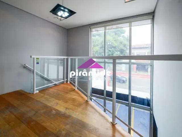 Prédio com 180m², à venda ou para alugar, no bairro Jardim Satélite em São José dos Campos