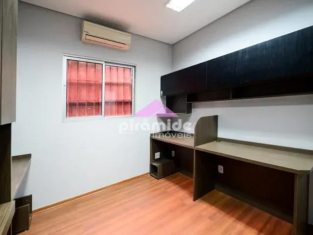 Prédio com 180m², à venda, no bairro Jardim Satélite em São José dos Campos