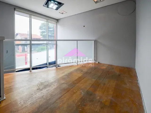 Prédio com 180m², à venda, no bairro Jardim Satélite em São José dos Campos