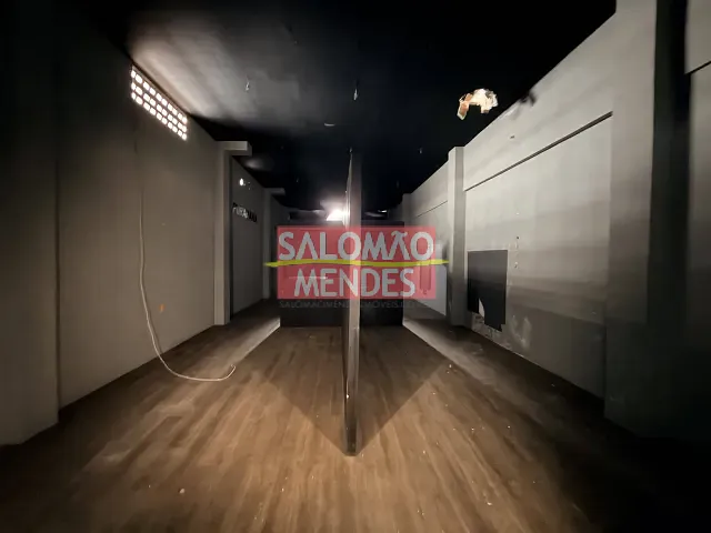 Prédio para alugar, no bairro Cremação em Belém