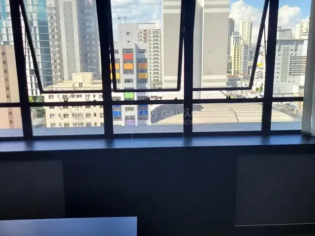 Prédio 1 quarto e 1 banheiro, para alugar, no bairro Centro em Curitiba