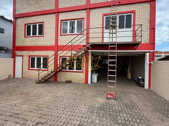 Prédio para alugar, no bairro São Luiz em Sapiranga