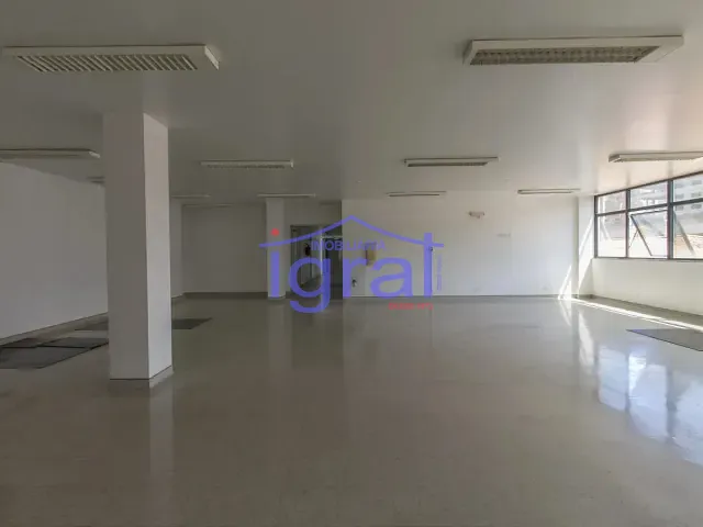 Prédio para alugar, no bairro Indianópolis em São Paulo